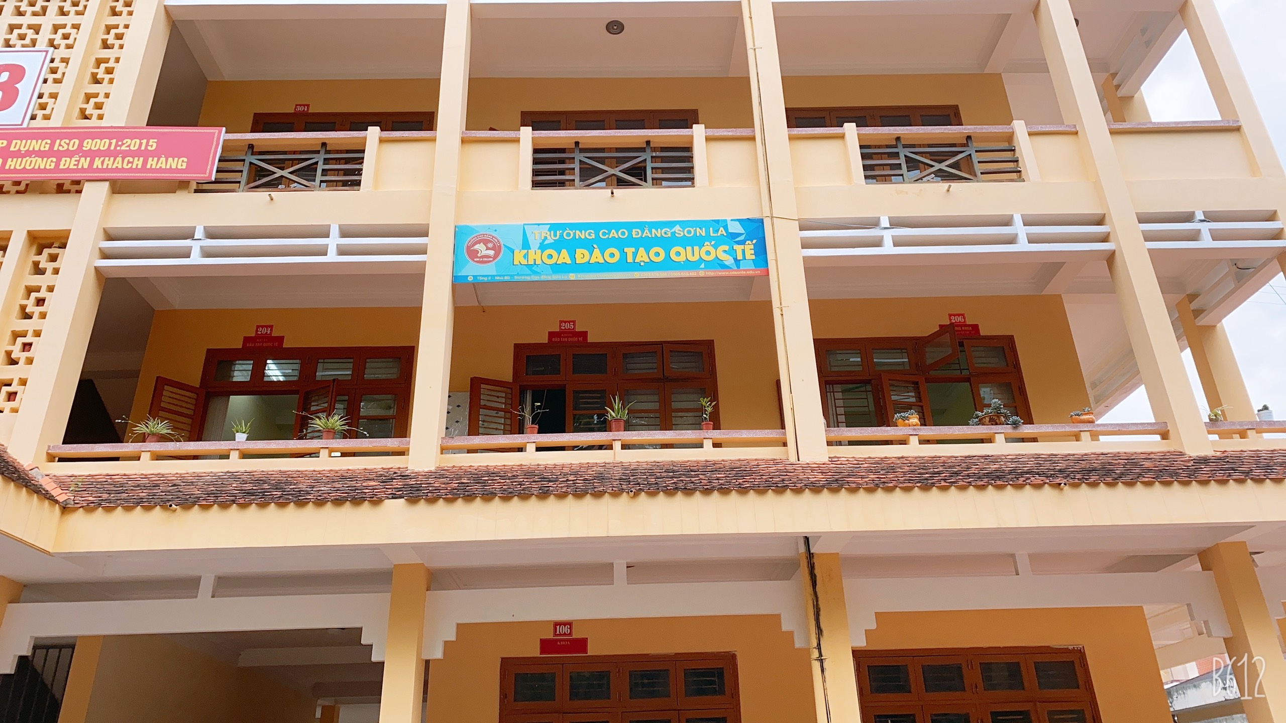HỘI NGHỊ TRIỂN KHAI NHIỆM VỤ NĂM HỌC 2021-2022 CỦA KHOA ĐÀO TẠO QUỐC TẾ